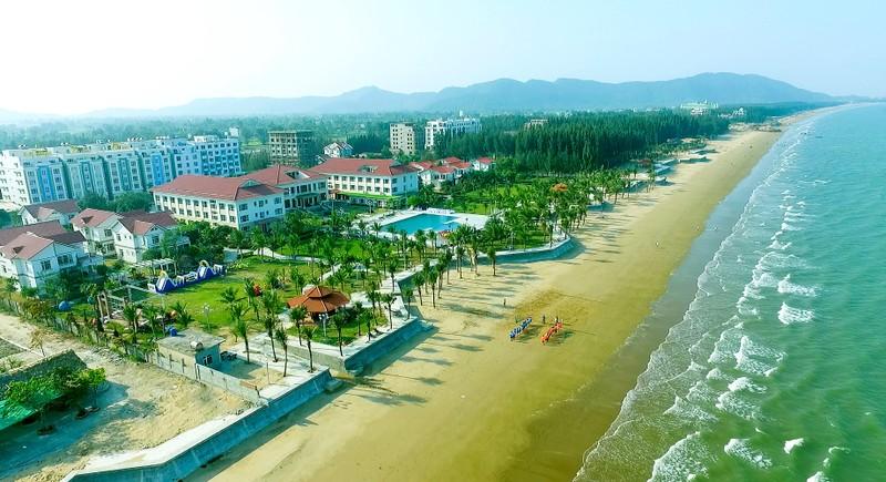 Toàn cảnh một khu resort hoặc khách sạn ven biển đẹp tại Biển Hải Tiến Thanh Hóa